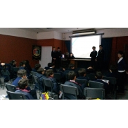 DEL PROBLEMA A LA SOLUCIÓN, charla a cargo de alumnos de 5to. año "A"